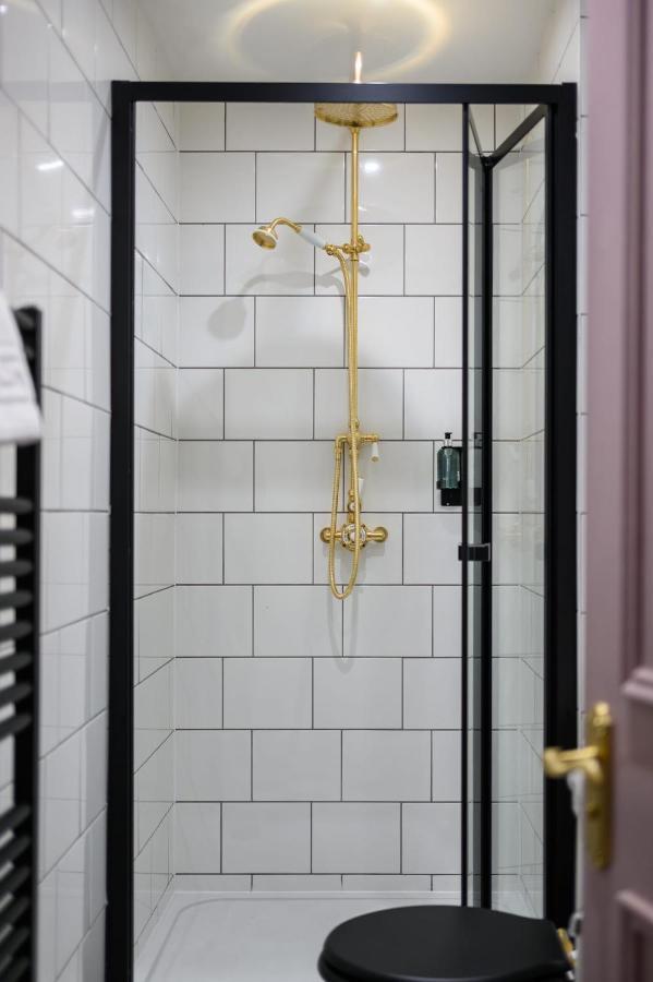 Super King Garden Suite With En-Suite Эдинбург Экстерьер фото